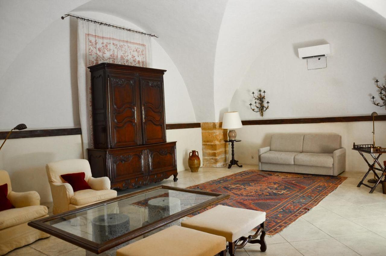Chateau De Bagnols Esterno foto