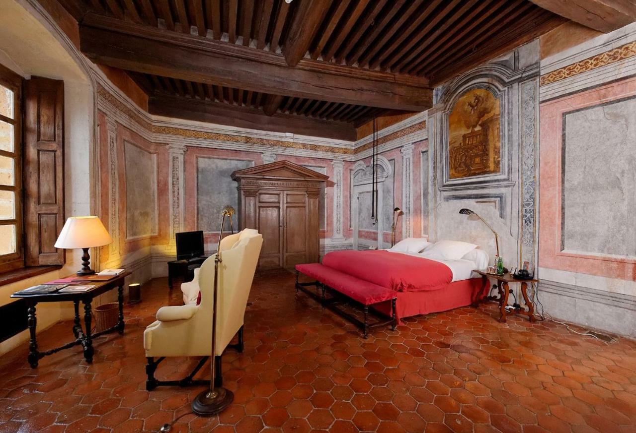 Chateau De Bagnols Esterno foto